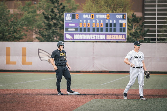 UWS Baseball vs UNW-1-75