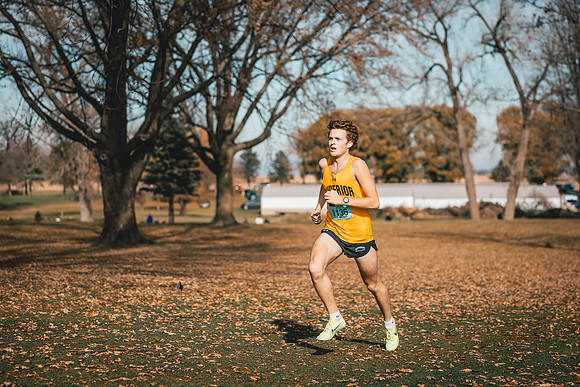 UWS XC CHAMP-1-158