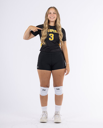 3 Lizzy Schmidt Black 2