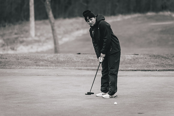 UWS GOLF vs CSS-1-120
