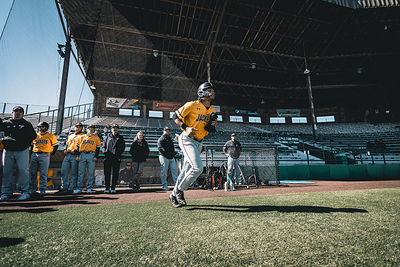 UWS BSB vs CSS-1-36