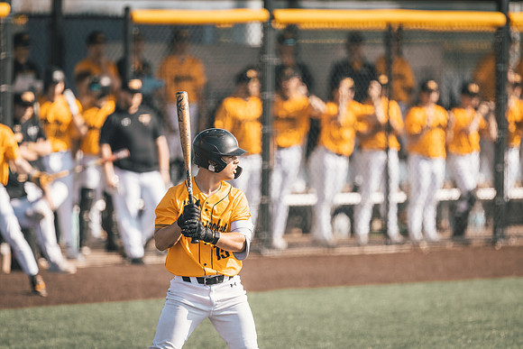 UWS BSB vs Loras-1-88
