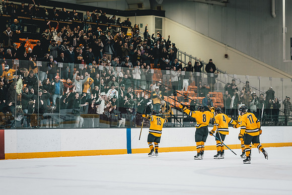 MHOK vs UWSP G2-1-206