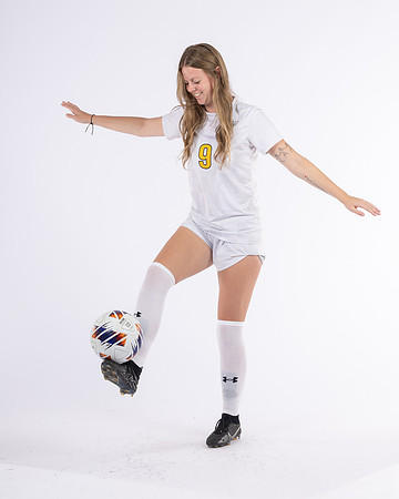 9 Brynne Crystal White 18