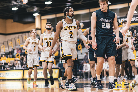 2022.01.29 UWS MBB vs. Northland WM87
