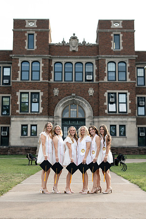WSOC Senior Shoot -1-79