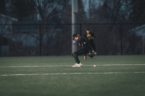 UWS BSB vs Crown -1-100
