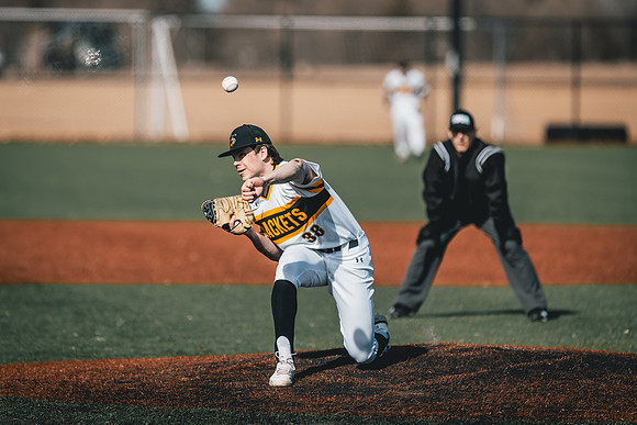 UWS BSB vs CAR DH-1-212