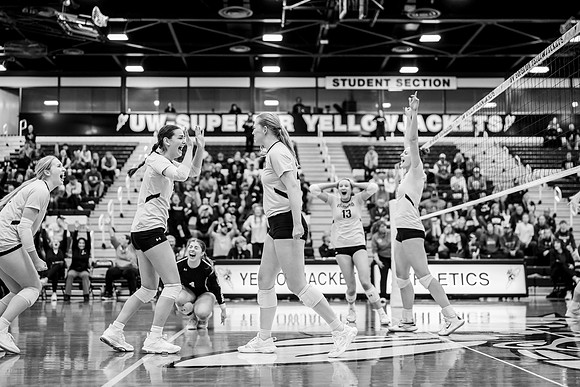 UWS VB vs. UNW Edit -1-196