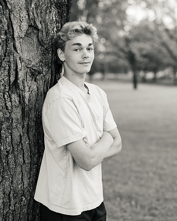 Gavin Senior Shoot 2-1-150