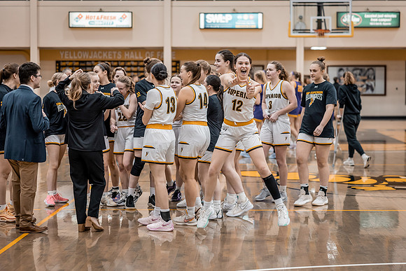 UWS WBB vs UNW-1-114