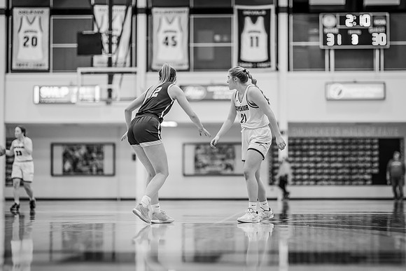 UWS WBB vs UNW-1-54