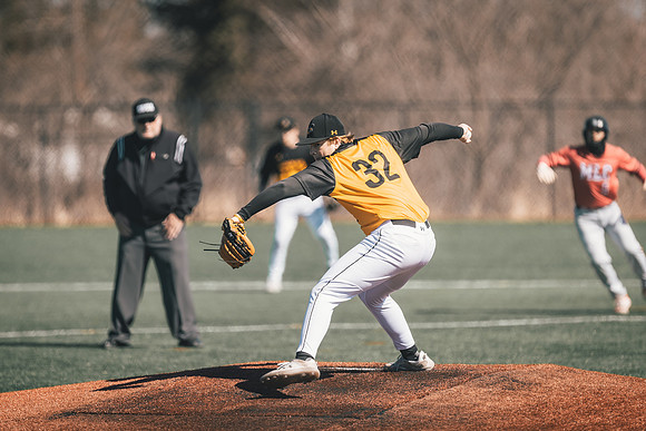 UWS vs MLC DH-1-222