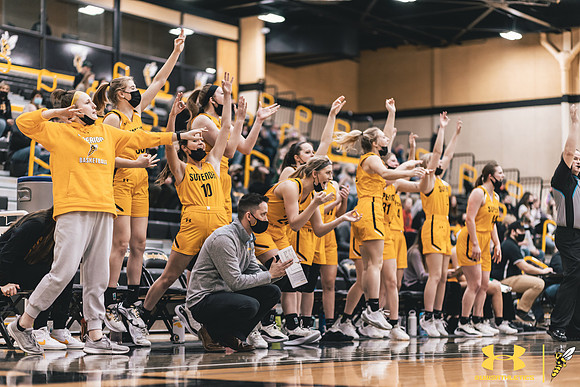 2022.01.29 UWS WBB vs. Northland WM100