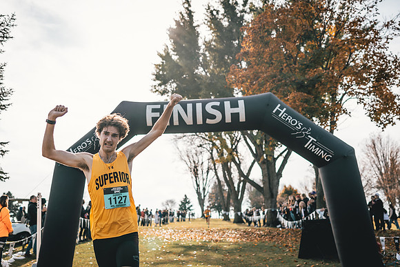UWS XC CHAMP-1-228