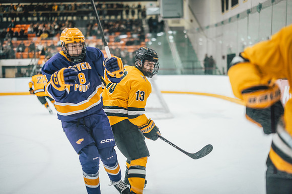 MHOK vs UWSP G2-1-112
