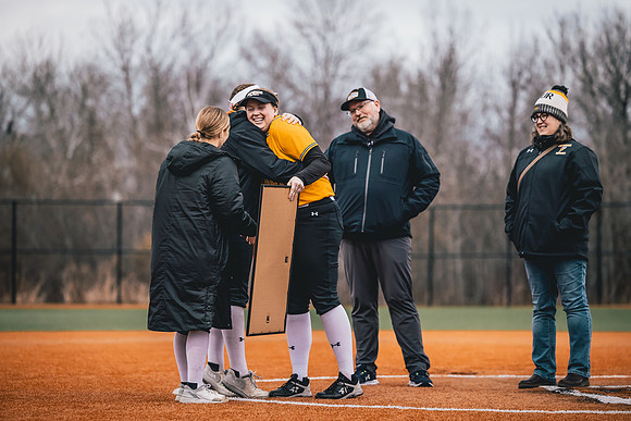 20240423_SoftballvsMartinLuther_Edits_Harry_-234