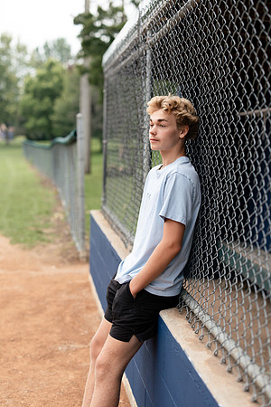 Gavin Senior Shoot 2-1-153