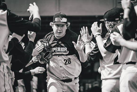 UWS BSB vs Crown D2 DH-1-35