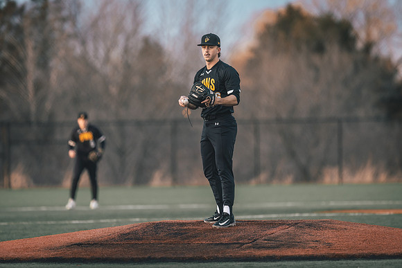 UWS BSB vs Crown-1-5