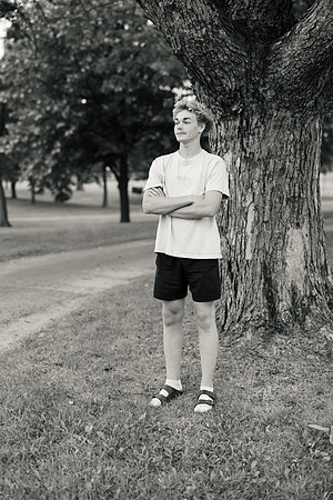 Gavin Senior Shoot 2-1-148