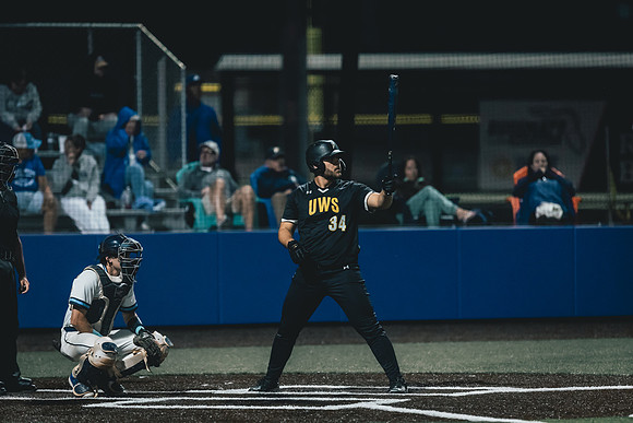 UWS BSB vs RWU-1-147