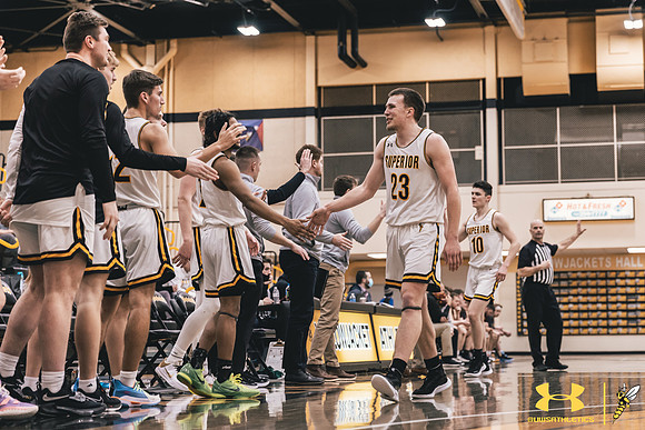 2022.01.31 UWS MBB vs MM135