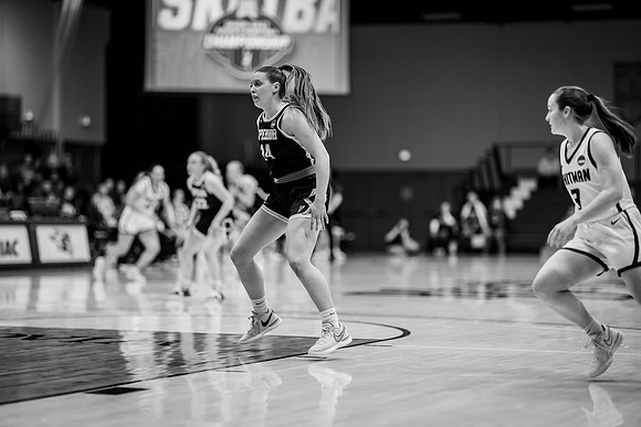 UWS WBB vs Whitman-1-118
