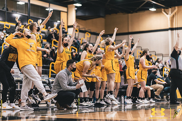2022.01.29 UWS WBB vs. Northland WM101