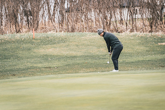 UWS GOLF vs CSS-1-194