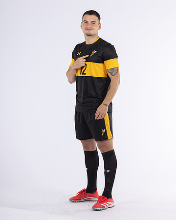 12 Lucas Crivilatti Black 8