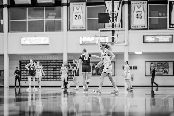 UWS WBB vs UNW-1-77
