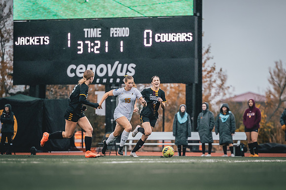 20241012_UWSWSOC-42