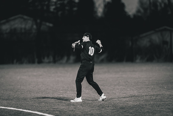 UWS vs MLC DH-1-146