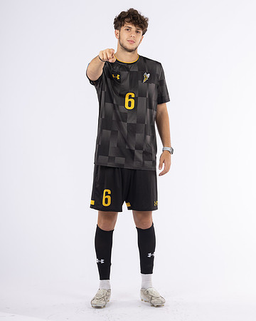 6 Orlando Fertleman Black 4