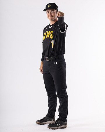 Aiden Pfeifer Black 10