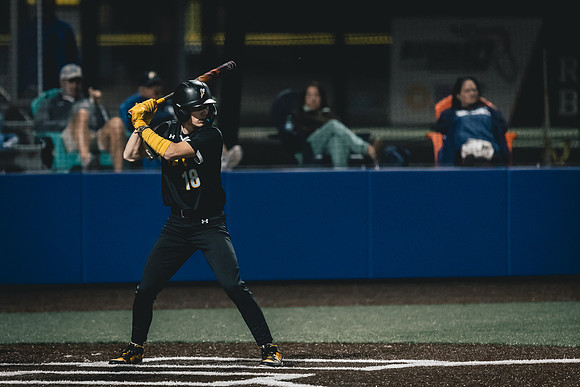 UWS BSB vs RWU-1-138
