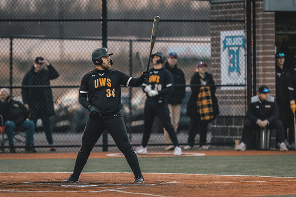 UWS vs MLC DH-1-81