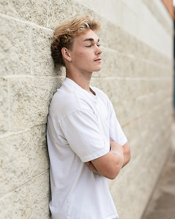 Gavin Senior Shoot 2-1-115