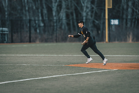 UWS vs MLC DH-1-97