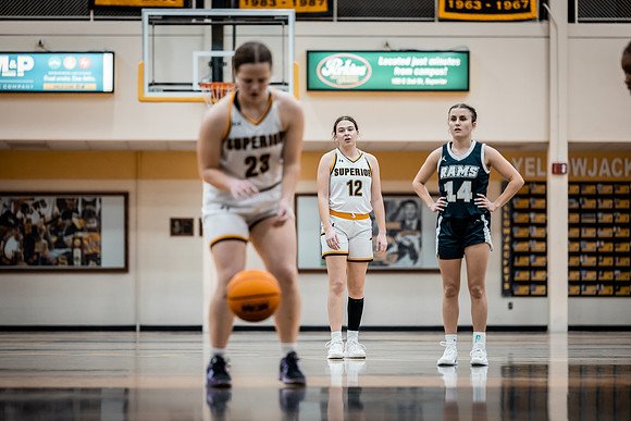 UWSWBBvsNCU2-1-172