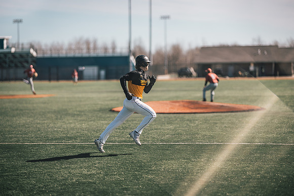 UWS vs MLC DH-1-124