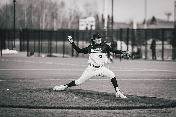 UWS BSB vs Crown -1-9