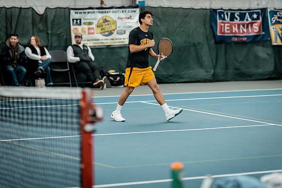 Tennis STO -1-208