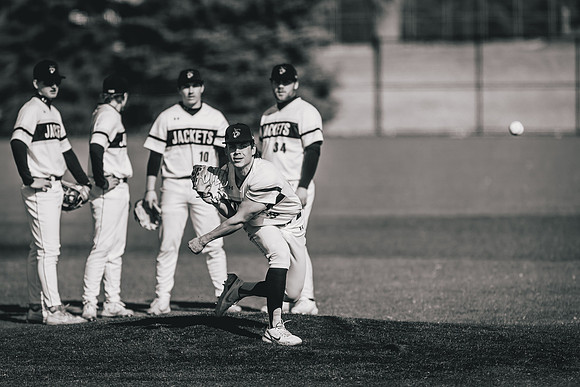 UWS BSB vs CAR DH-1-176