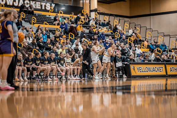 UWS WBB vs UNW-1-66