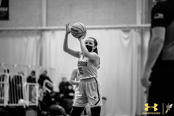 2022.01.14 UWS WBB vs. Crown WM74