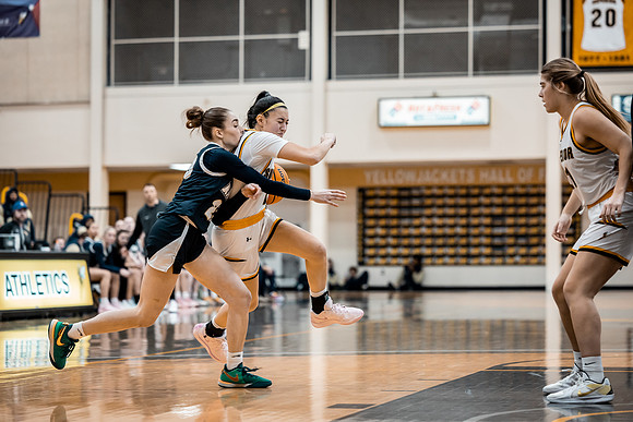 UWSWBBvsNCU2-1-148