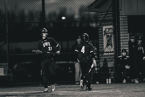 UWS vs MLC DH-1-157