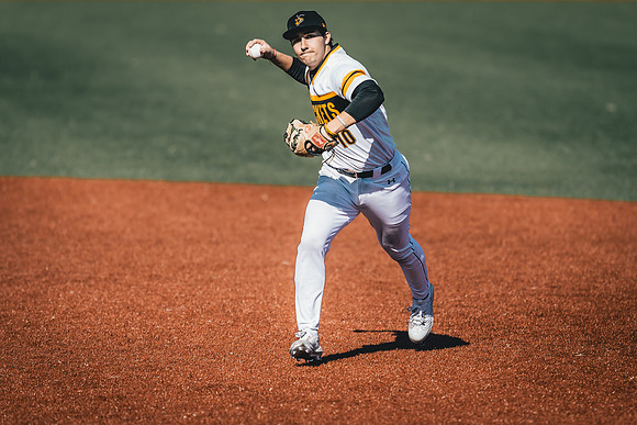 UWS BSB vs CAR DH-1-157